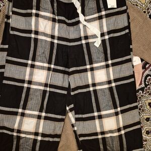 Women's Plaid Lounge Pajama Pants – Black and Cream